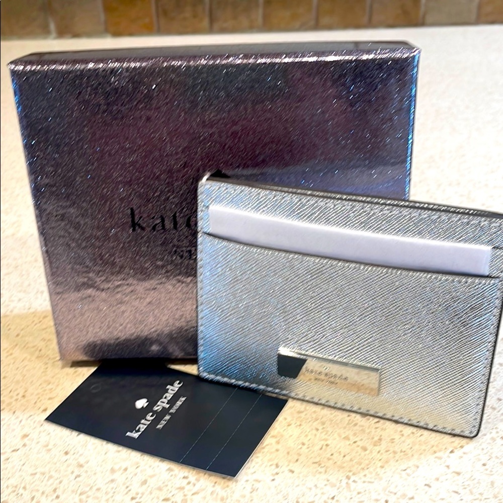 Kate Spade NWT Kenzie Lunar Light Metallic Silver Card Holder MSRP $99